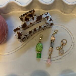 New - Medium Hair Clip with Charms